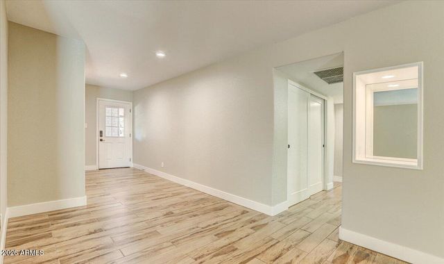 8637 E CAMELBACK Road, Scottsdale, AZ 85251