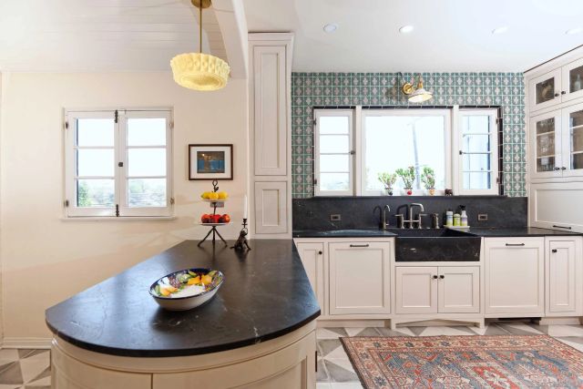 4675 E Talmadge Dr, San Diego, CA 92116