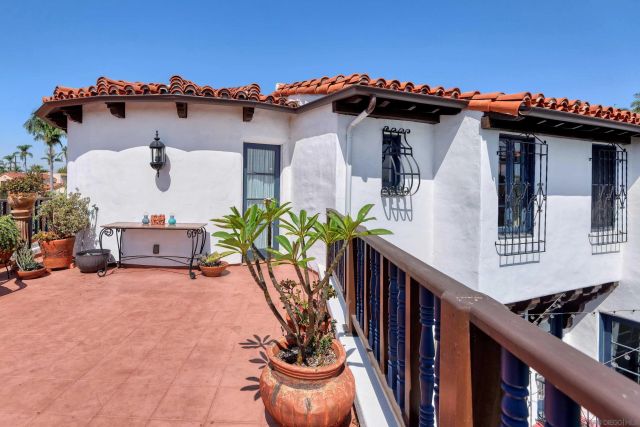 4675 E Talmadge Dr, San Diego, CA 92116