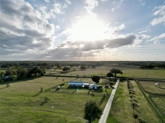 12895 NW GAINESVILLE ROAD, Reddick, FL 32686