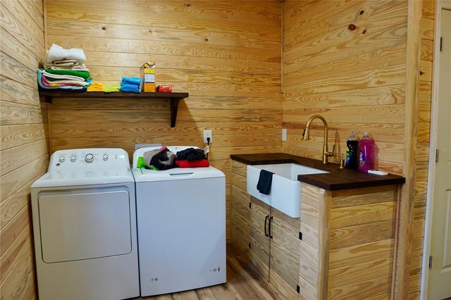 12895 NW GAINESVILLE ROAD, Reddick, FL 32686