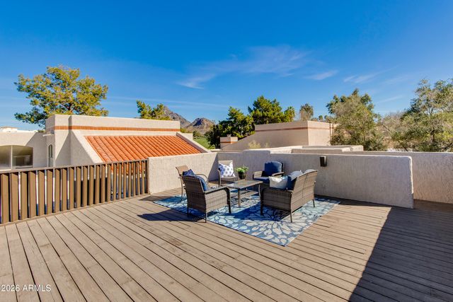 2626 E ARIZONA BILTMORE Circle 40, Phoenix, AZ 85016