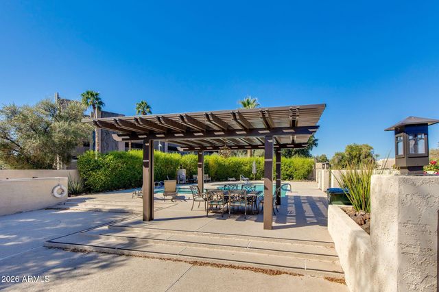 2626 E ARIZONA BILTMORE Circle 40, Phoenix, AZ 85016