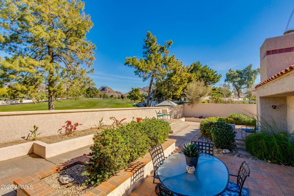 2626 E ARIZONA BILTMORE Circle 40, Phoenix, AZ 85016 — photo 2