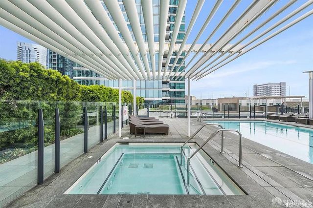 401 Harrison Street 18B, San Francisco, CA 94105