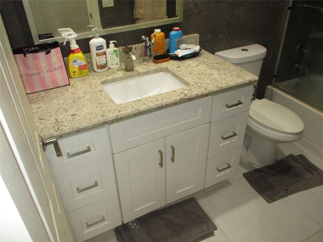 7361 Granville Drive 303, Tamarac, FL 33321