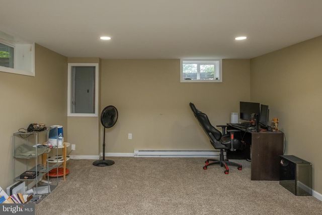 5013 CIRCLE DR, Harrisburg, PA 17112