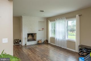 5013 CIRCLE DR, Harrisburg, PA 17112