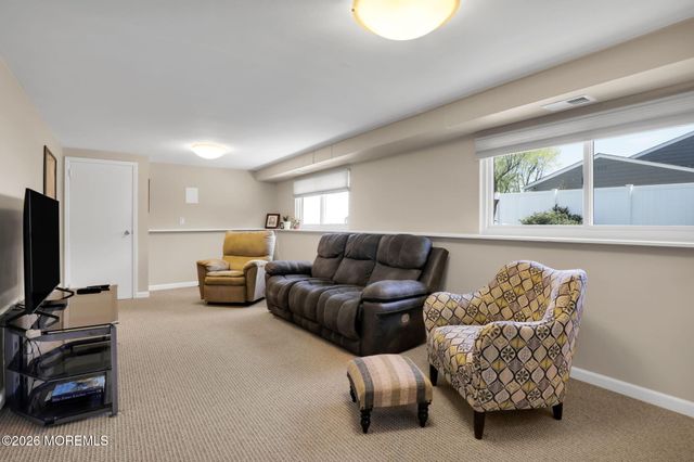 23 Coral Drive, Hazlet, NJ 07730