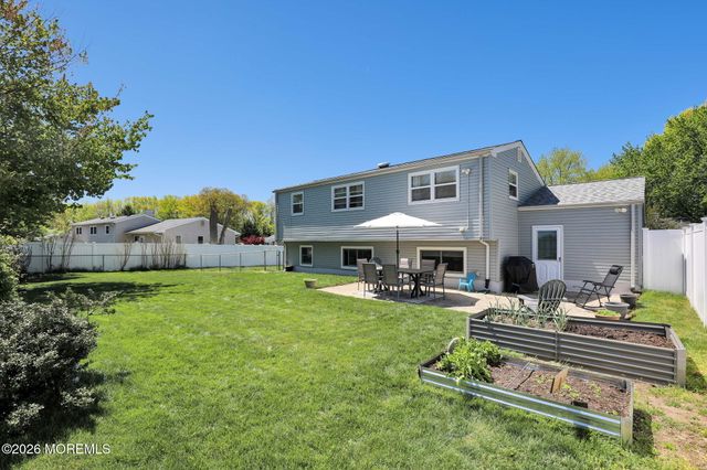 23 Coral Drive, Hazlet, NJ 07730