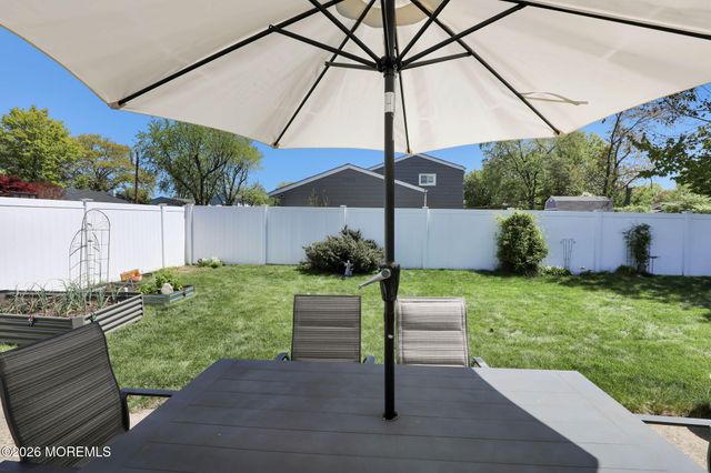 23 Coral Drive, Hazlet, NJ 07730