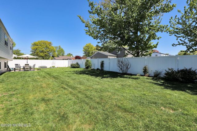 23 Coral Drive, Hazlet, NJ 07730