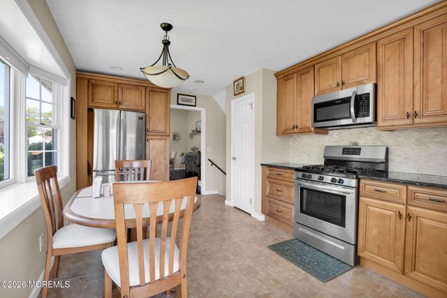 23 Coral Drive, Hazlet, NJ 07730