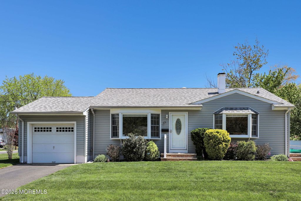 23 Coral Drive, Hazlet, NJ 07730