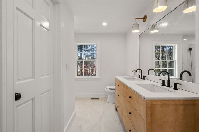 262 Cochituate Rd, Wayland, MA 01778