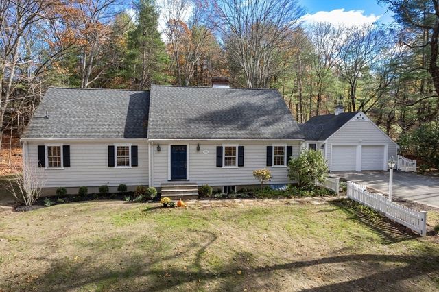 262 Cochituate Rd, Wayland, MA 01778