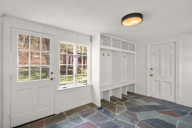 262 Cochituate Rd, Wayland, MA 01778