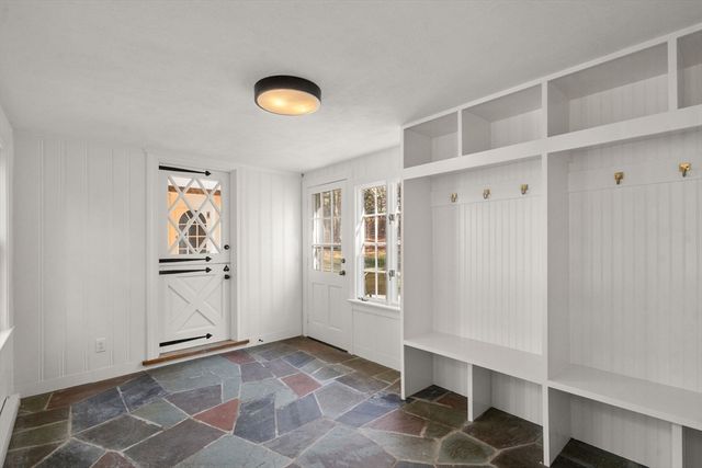 262 Cochituate Rd, Wayland, MA 01778