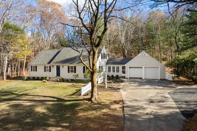 262 Cochituate Rd, Wayland, MA 01778