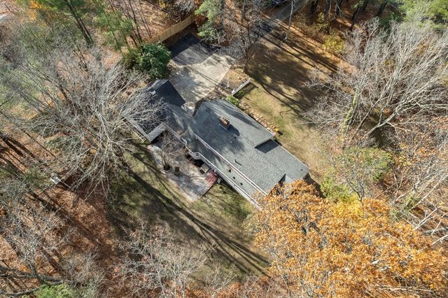 262 Cochituate Rd, Wayland, MA 01778
