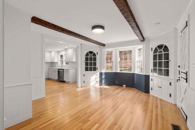 262 Cochituate Rd, Wayland, MA 01778