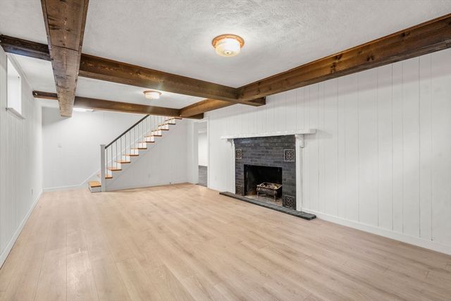 262 Cochituate Rd, Wayland, MA 01778