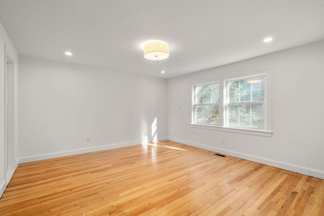 262 Cochituate Rd, Wayland, MA 01778