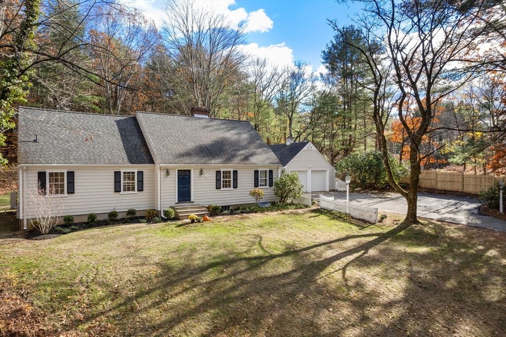 262 Cochituate Rd, Wayland, MA 01778
