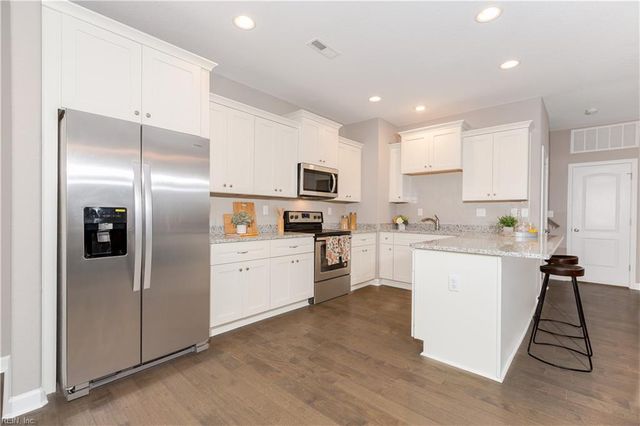 208 Virginia AVE, Williamsburg, VA 23185