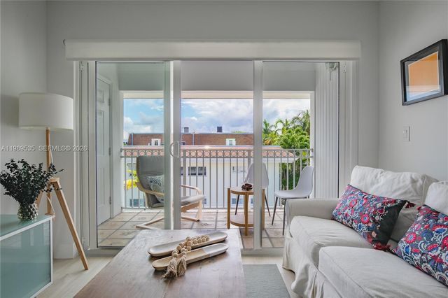 290 Sunrise Dr 3-F, Key Biscayne, FL 33149