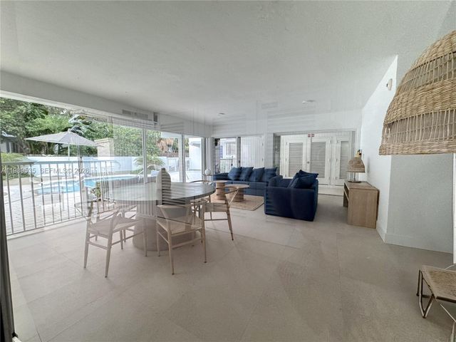 290 Sunrise Dr 3-F, Key Biscayne, FL 33149
