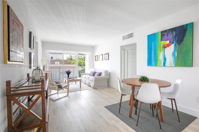 290 Sunrise Dr 3-F, Key Biscayne, FL 33149