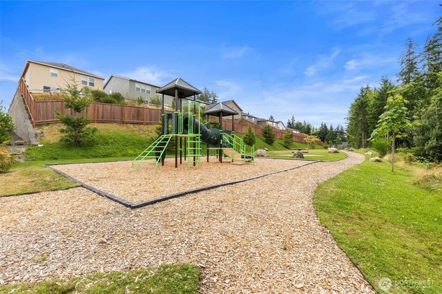 1607 NE Calavista Street, Poulsbo, WA 98370