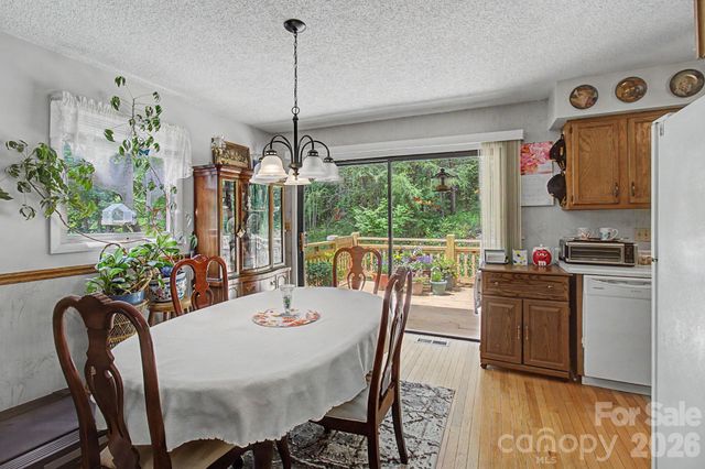 175 Pine Cove Lane, Alexander, NC 28701