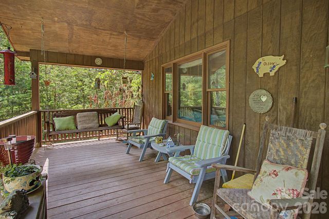 175 Pine Cove Lane, Alexander, NC 28701