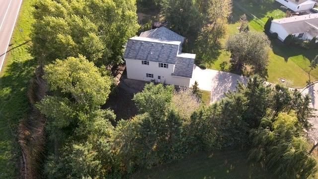 322 Oriole Avenue N, Thief River Falls, MN 56701