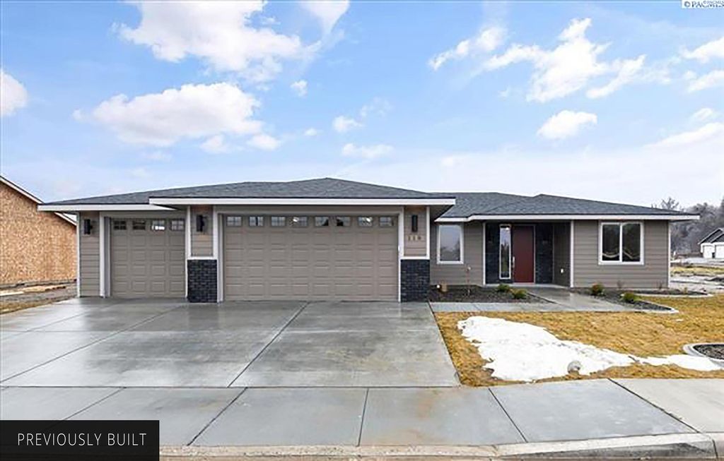 2720 S Beech Street, Kennewick, WA 99337