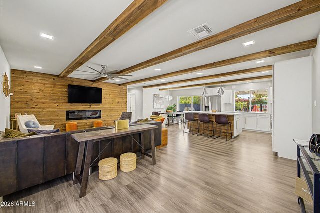 8307 E RANCHO VISTA Drive, Scottsdale, AZ 85251