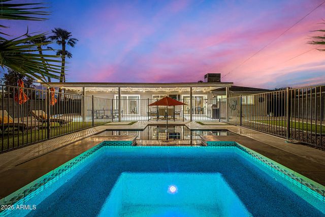 8307 E RANCHO VISTA Drive, Scottsdale, AZ 85251