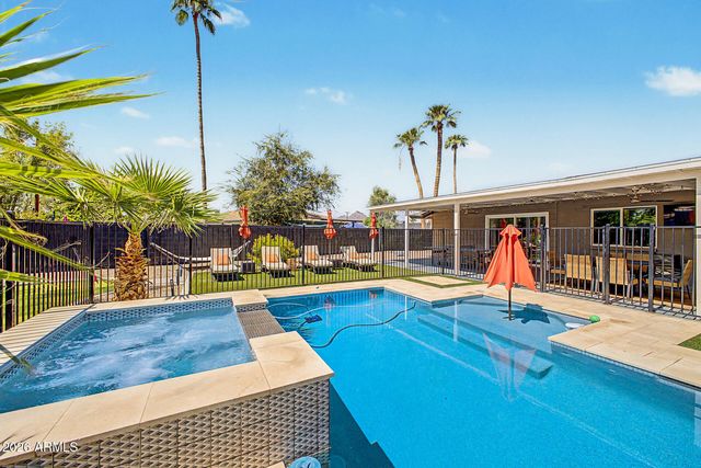 8307 E RANCHO VISTA Drive, Scottsdale, AZ 85251