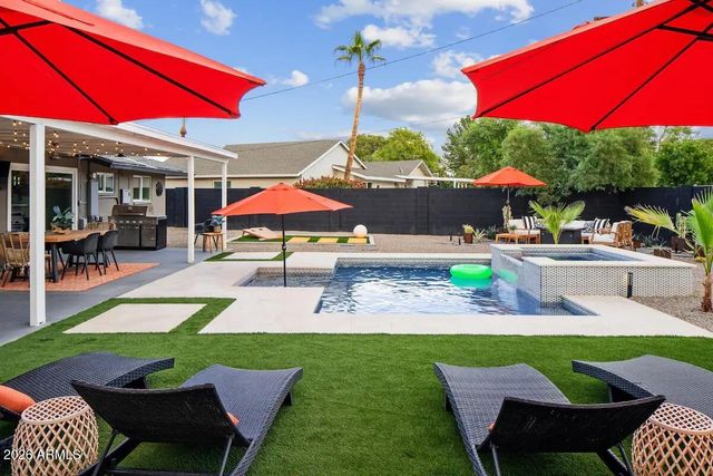 8307 E RANCHO VISTA Drive, Scottsdale, AZ 85251