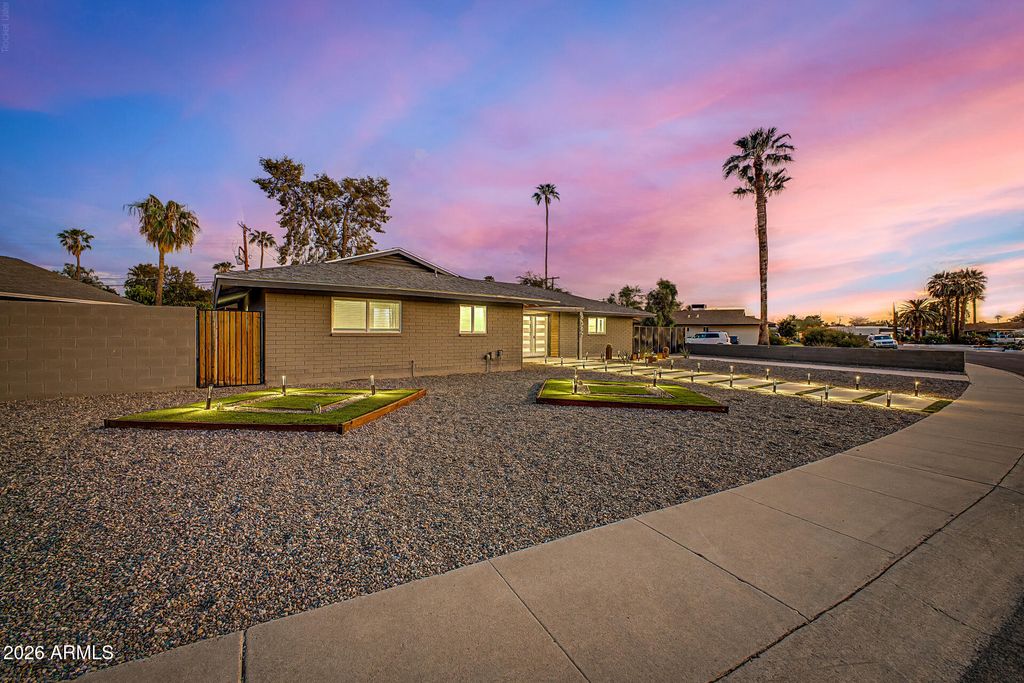 8307 E RANCHO VISTA Drive, Scottsdale, AZ 85251 — photo 3