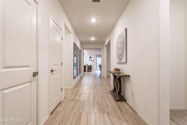 17146 W RUNNING DEER Trail, Surprise, AZ 85387