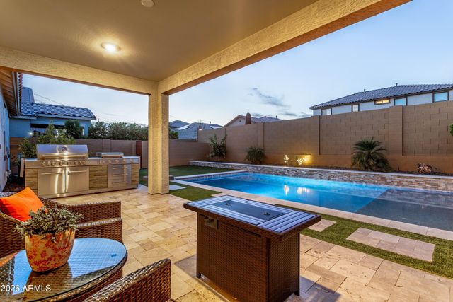 17146 W RUNNING DEER Trail, Surprise, AZ 85387