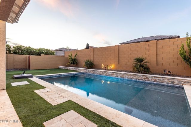 17146 W RUNNING DEER Trail, Surprise, AZ 85387