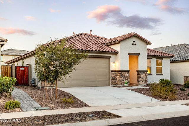 17146 W RUNNING DEER Trail, Surprise, AZ 85387