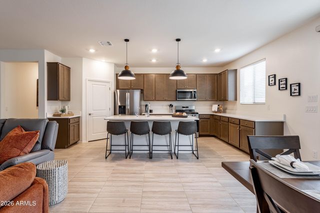 17146 W RUNNING DEER Trail, Surprise, AZ 85387