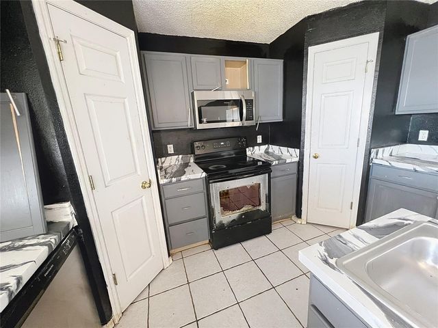 12803 LAKE VISTA DRIVE, Gibsonton, FL 33534