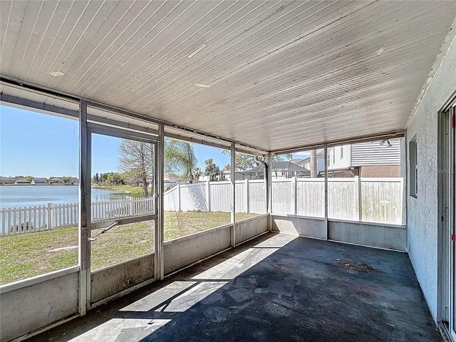 12803 LAKE VISTA DRIVE, Gibsonton, FL 33534