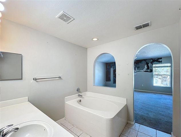 12803 LAKE VISTA DRIVE, Gibsonton, FL 33534